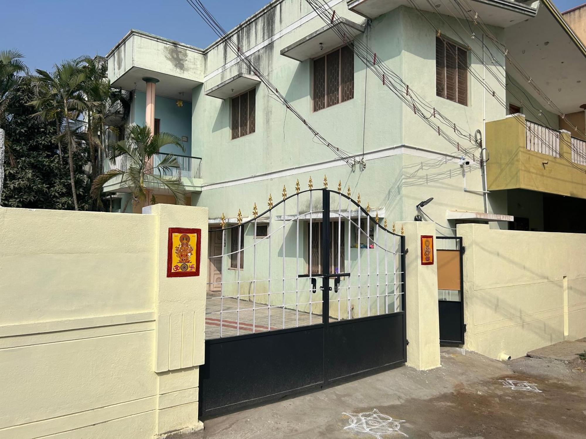 Anbu Ramana Guest House Tiruvannamalai Ngoại thất bức ảnh