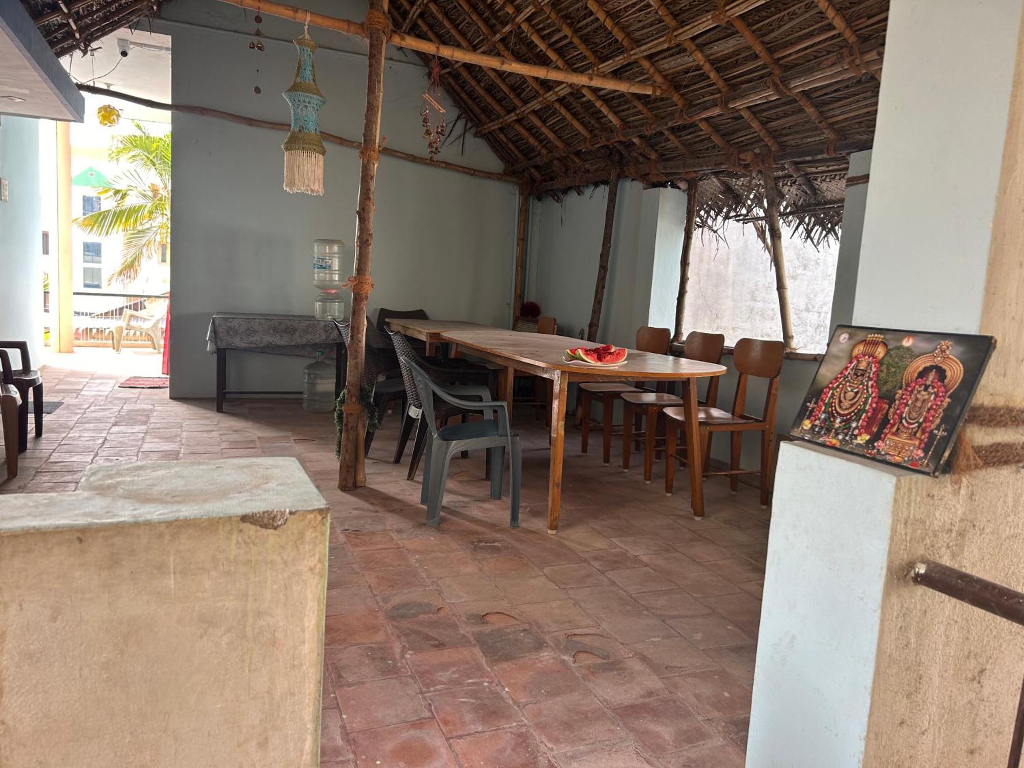 Anbu Ramana Guest House Tiruvannamalai Ngoại thất bức ảnh