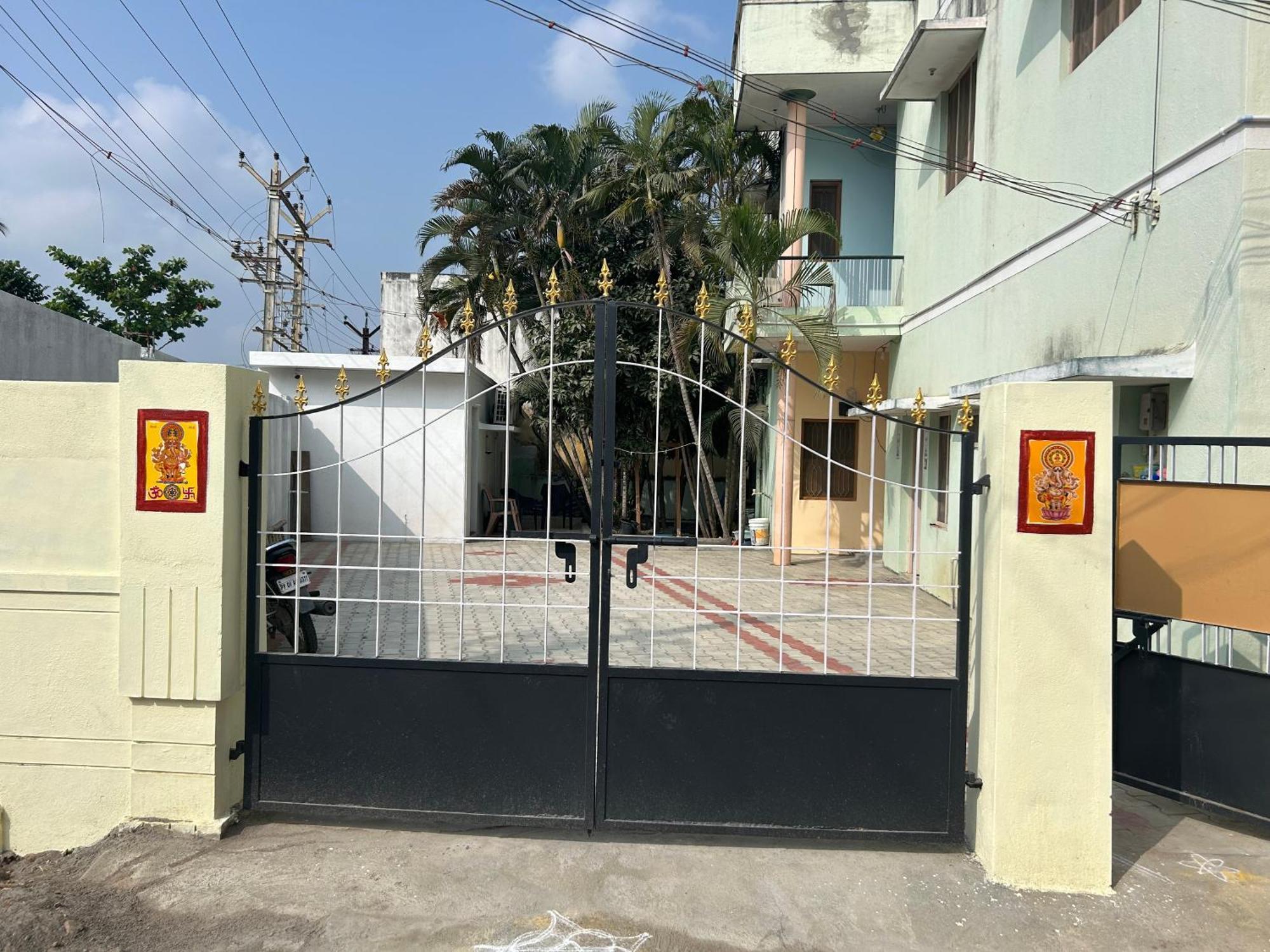 Anbu Ramana Guest House Tiruvannamalai Ngoại thất bức ảnh