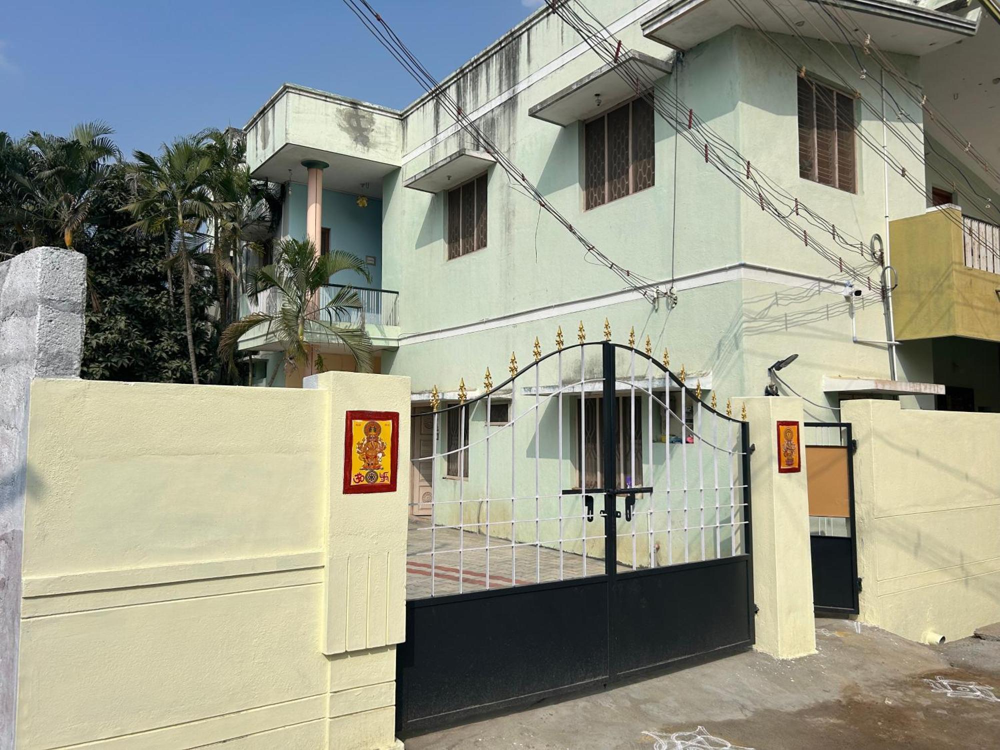 Anbu Ramana Guest House Tiruvannamalai Ngoại thất bức ảnh