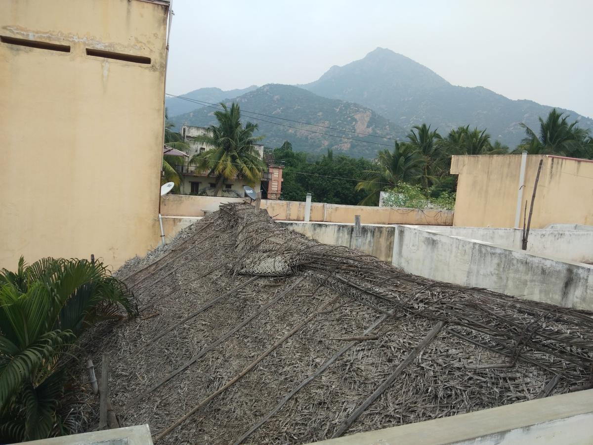 Anbu Ramana Guest House Tiruvannamalai Ngoại thất bức ảnh