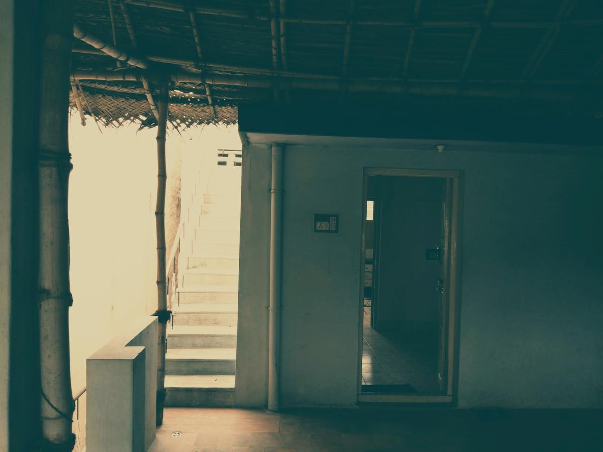Anbu Ramana Guest House Tiruvannamalai Ngoại thất bức ảnh